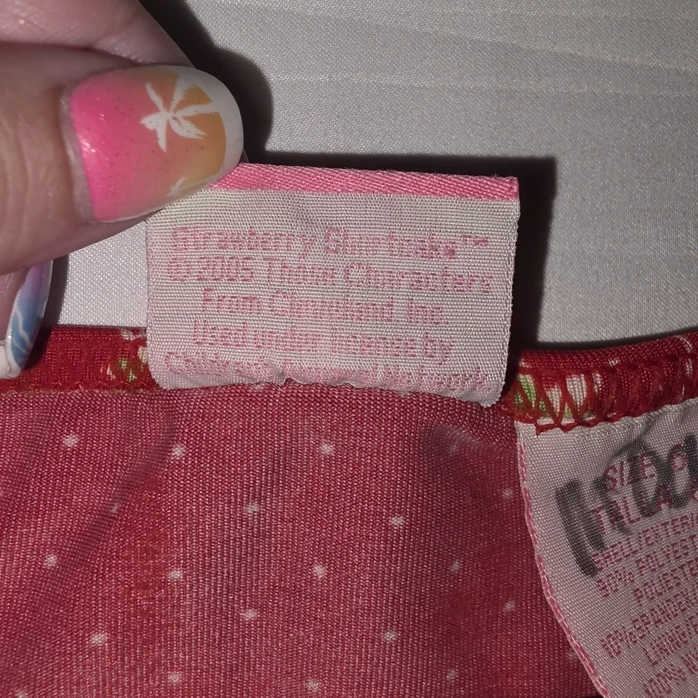 Vintage 2005 Strawberry Shortcake Girls Swim‎ Top Berry Fun Red Size 6 READ